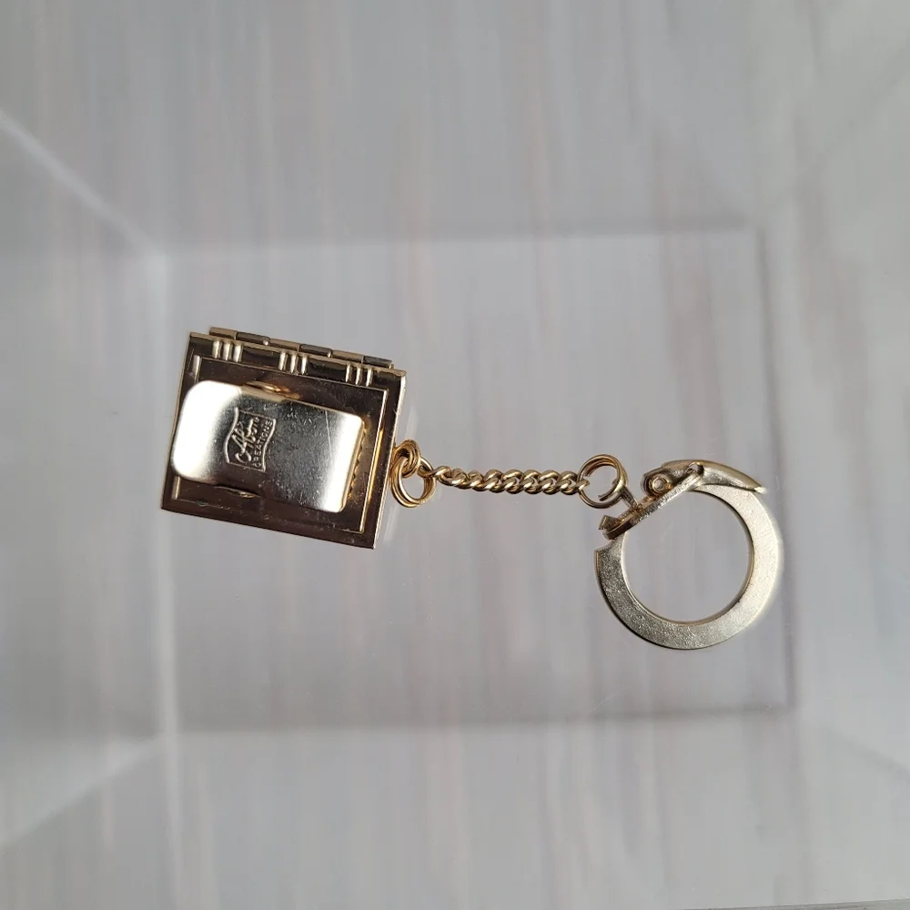Abon Creations Mother of Pearl 2 Picture Locket Clip-On Key Ring 24K Gold Plated